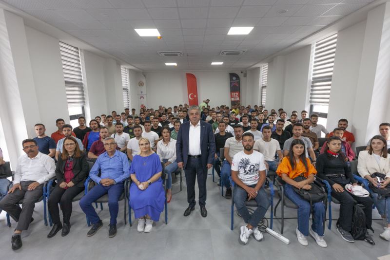 Büyükşehir 100 İtfaiye Eri İle Kadrosunu Güçlendirdi
