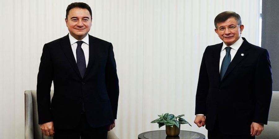 DEVA İLE GELECEK BİRLEŞİYOR.. BABACAN GENEL BAŞKAN, DAVUTOĞLU ONURSAL BAŞKAN
