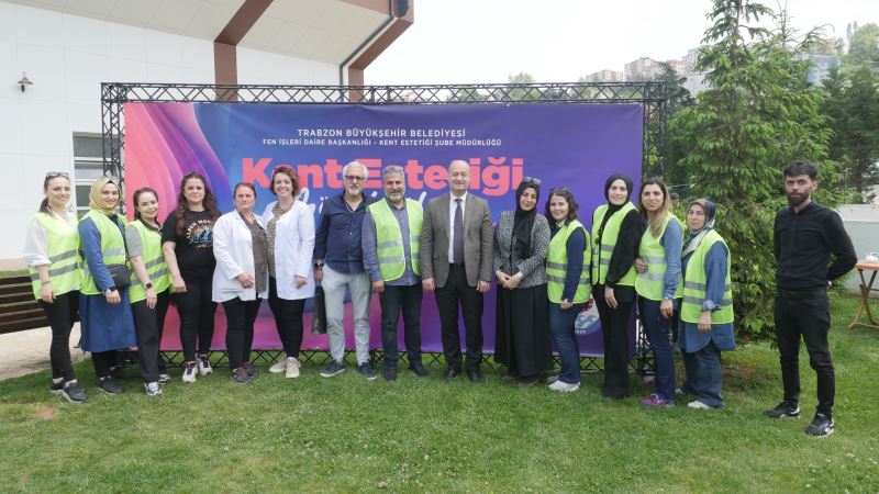 ÖĞRENCİLER DUVAR BOYAMA ETKİNLİĞİNDE BULUŞTU