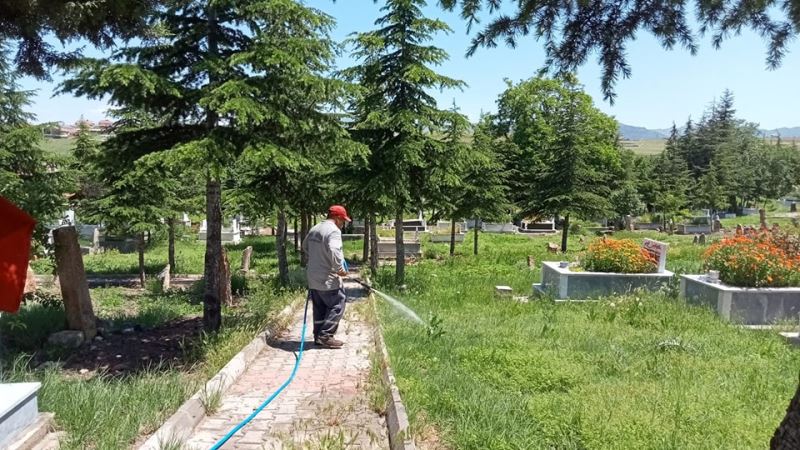 Keçili Mezarlığı’nda Çevre Düzenleme Çalışmaları