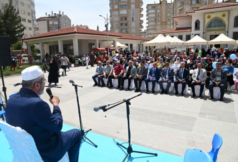 2022/2023 Eğitim Döneminde 140 Mezun Verdi   HATİCE HATUN KÜLLİYESİ ÇOCUK MEKTEBİ’NDE MEZUNİYET COŞKUSU YAŞANDI