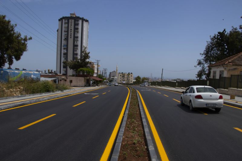 Büyükşehir, Gözne Caddesi’ndeki 3 Kilometrelik Yolu Yeniledi
