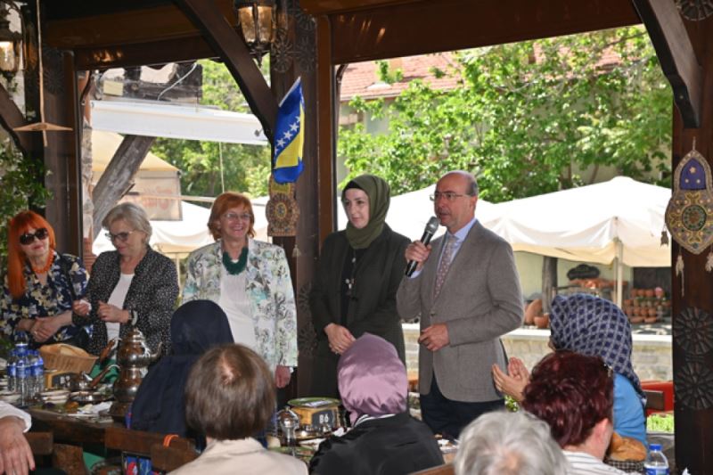 Bosna Hersek ile gönül bağları güçlenmeye devam ediyor  BAŞKAN PEKYATIRMACI BOSNA HERSEK’Lİ KURSİYERLERİ SİLLE’DE AĞIRLADI