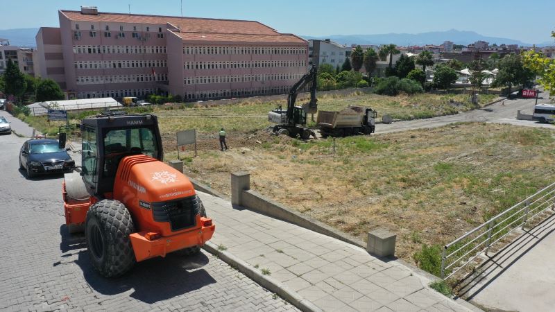 AYDIN BÜYÜKŞEHİR BELEDİYESİ SÖKE’DE YOL YAPIM ÇALIŞMALARINA DEVAM EDİYOR