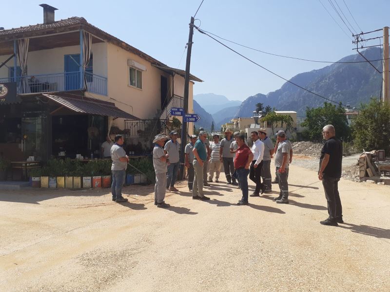 Başkan Topaloğlu Kuzdere’de devam eden çalışmaları inceledi
