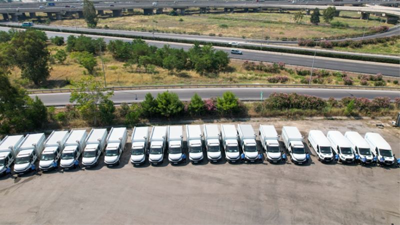 İZSU 98 yeni iş makinesiyle filosunu büyüttü