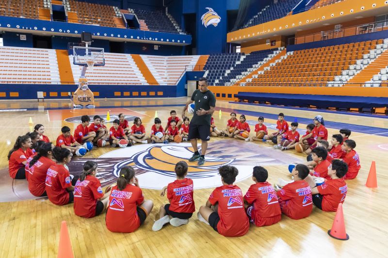 Gençler Büyükşehir’in Basketbol Kurusunu Çok Seviyor