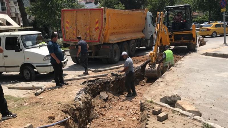 İZSU Balçova’da taşkın riskine karşı önlem alıyor