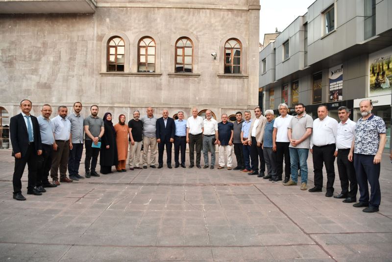 BAŞKAN ZORLUOĞLU ORTAK AKIL TOPLANTILARINA DEVAM EDİYOR