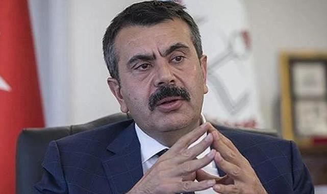 LİSELERE SINIF TEKRARI GELİYOR.. BAKAN TEKİN: ‘DEVAMSIZLIĞA AF YOK’