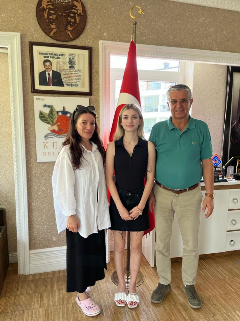 Başarısını Başkan Topaloğlu ile paylaştı