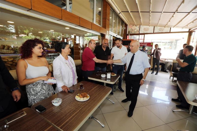 Yaşar, Esnaf Buluşmalarını Sürdürüyor