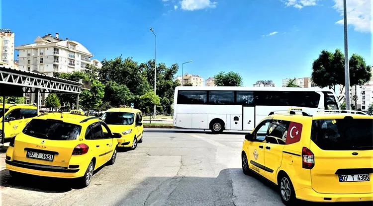 ANTALYA BÜYÜKŞEHİR BELEDİYESİ TAKSİ ESNAFININ CEBİNE GÖZ DİKTİ