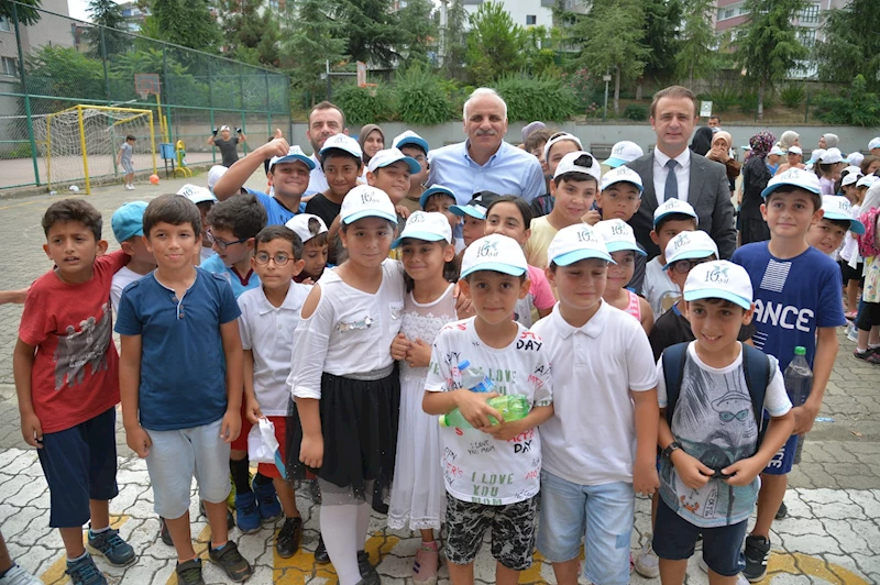 BAŞKAN ZORLUOĞLU TRABZON’DA ADIM ATILMADIK YER BIRAKMIYOR