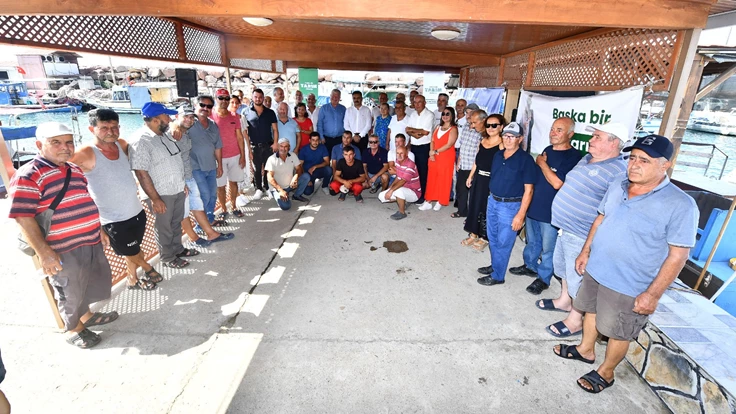 Av sezonu öncesi İzmirli balıkçılara büyük destek