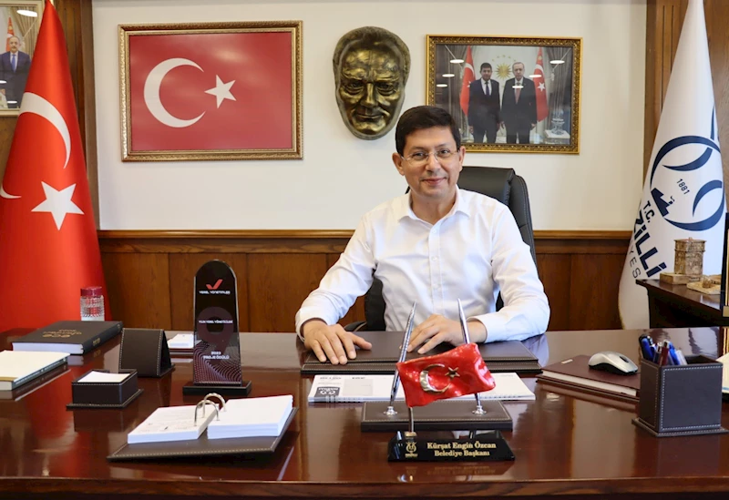 Başkan Özcan; Zafer Bayramımızın 101’nci yılı kutlu olsun..
