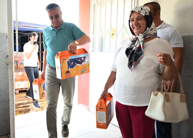 Ücretsiz kırtasiye malzemelerinin dağıtımı başladı