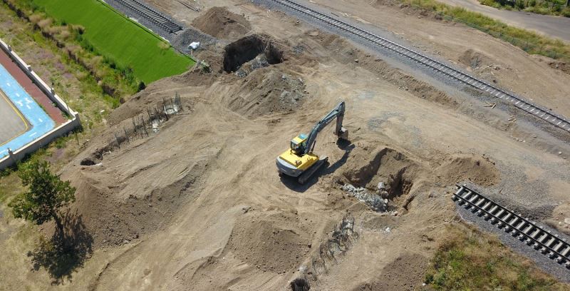 BÜYÜKŞEHİR’DEN TREN YOLU ALT GEÇİTLİ KÖPRÜLÜ KAVŞAK VE BAĞLANTI YOLU