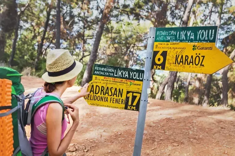 SONBAHARIN DOĞA HARİKASI YÜRÜYÜŞ ROTALARI.. 10 ŞEHİR 10 ADRES