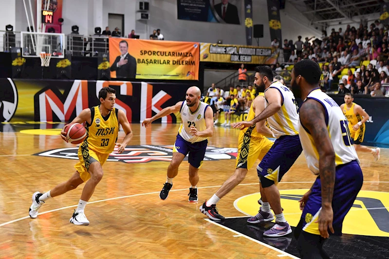 Carettalar Sezona Galibiyetle Başladı