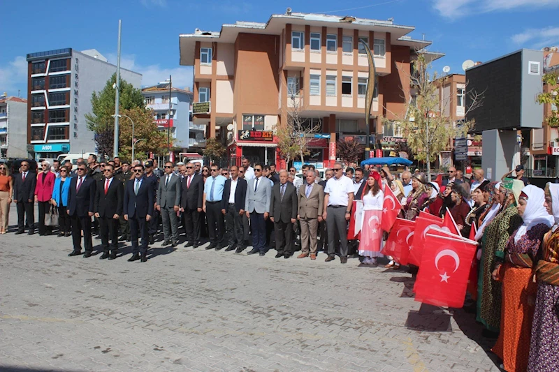 Milli Mücadelede Emirdağ Kutlama Ve Anma Programı Çelenk Sunma Töreniyle Başladı