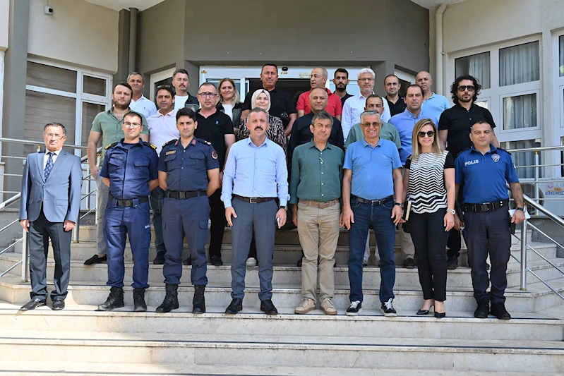 Kemer Cumhuriyet Bayramı’na hazırlanıyor