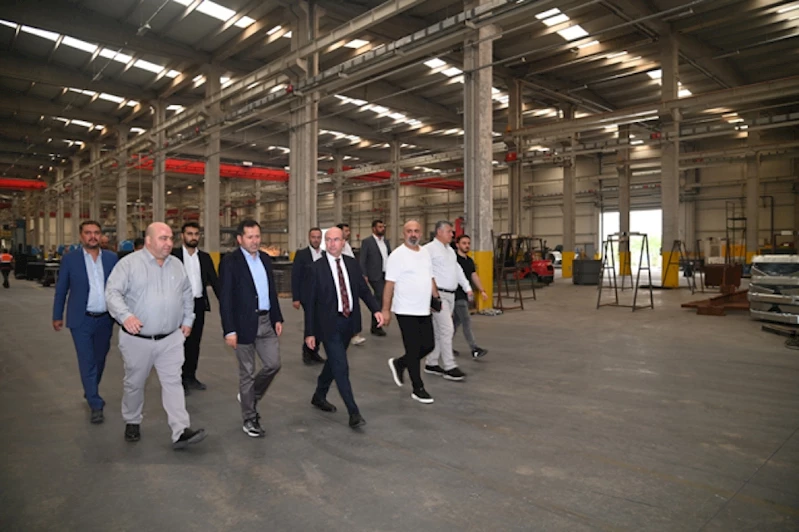 AK PARTİ KONYA MİLLETVEKİLİ ALTUNYALDIZ İLE BAŞKAN PEKYATIRMACI’DAN PAZAR VE SANAYİ ZİYARETİ