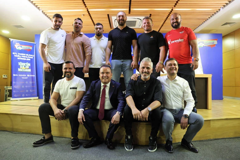Başkan Böcek’den 671. Tarihi Elmalı Güreşleri’ne davet
