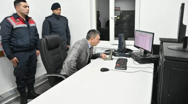VALİ ŞAHİN 2024 YILINI GÖREV BAŞINDAKİ KOLLUK KUVVETLERİ İLE KARŞILADI
