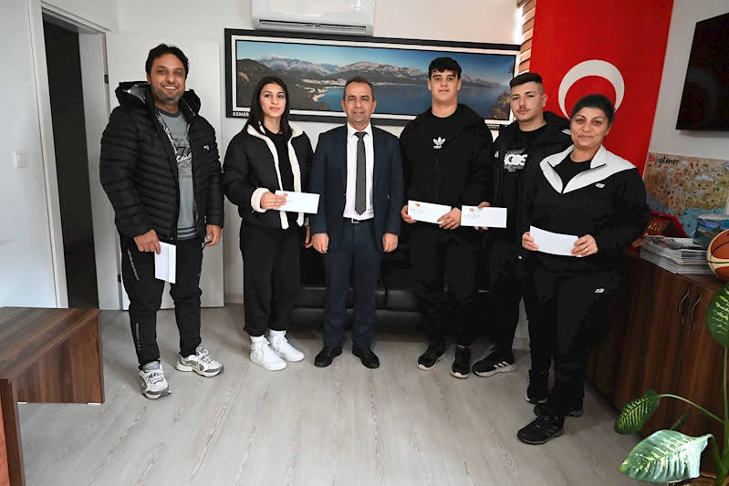 Kemer Belediyesi’nden judoculara ulaşım desteği