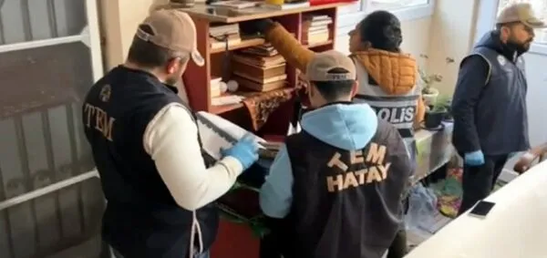 FETÖ ÜYELERİNE 12 İLDE 