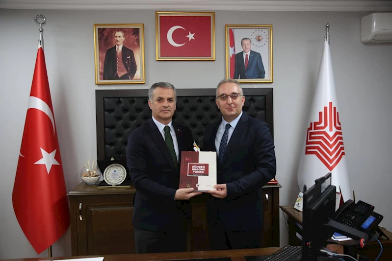 BAŞKANIMIZ TRABZON VAKIFLAR BÖLGE MÜDÜRÜNÜ MAKAMINDA ZİYARET ETTİ