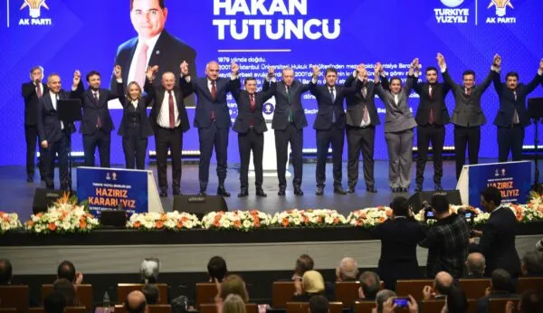 TÜTÜNCÜ.. ‘YEPYENİ BİR ANTALYA İÇİN BUGÜN KUTLU BİR YOLA ÇIKIYORUZ’