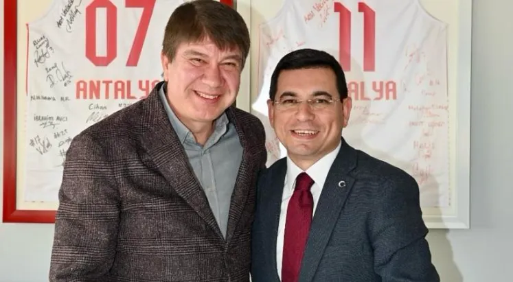 AK PARTİ ANTALYA’DA TÜREL VE TÜTÜNCÜ’DEN BİRLİK BERABERLİK MESAJI