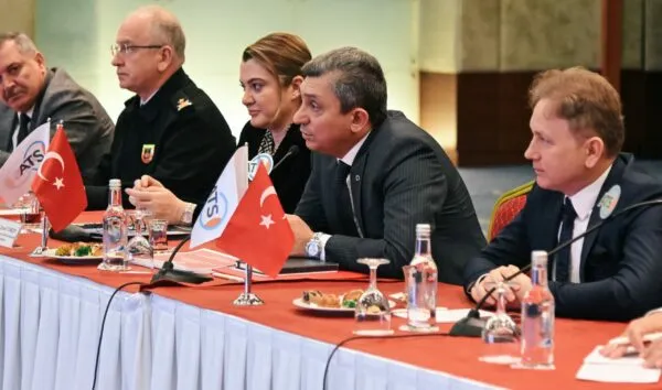 ANTALYA VALİSİ ŞAHİN.. ‘İZCİLİĞİ YENİDEN AYAĞA KALDIRMALIYIZ’