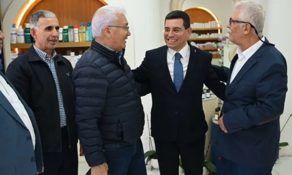 ESKİ BAŞKANLARI ZİYARET ETTİ.. TÜTÜNCÜ GÖNÜL KÖPRÜLERİ KURUYOR