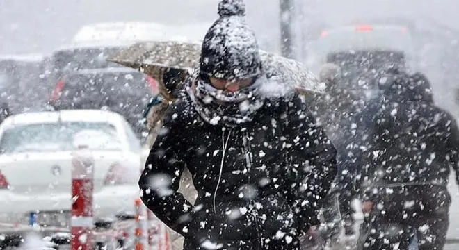 LAPA LAPA KAR YAĞACAK.. SOĞUK HAVA DALGASI TÜRKİYE