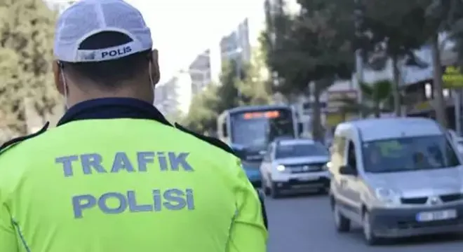 TRAFİK CEZALARINDA İNDİRİMLİ ÖDEME SÜRESİ UZATILDI