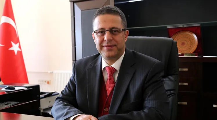 ANTALYA BİLİM ÜNİVERSİTESİ’NİN REKTÖRÜ DEĞİŞTİ