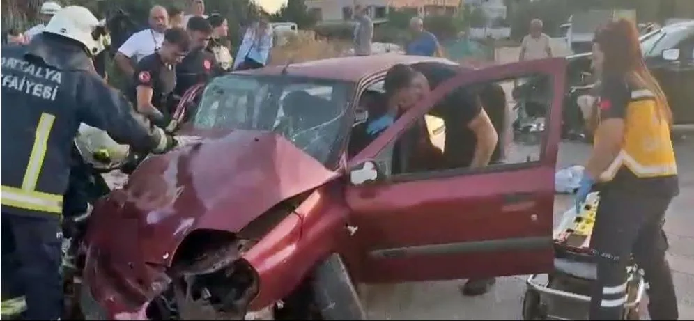 BURASI ANTALYA.. VİRAJDA CAN PAZARI
