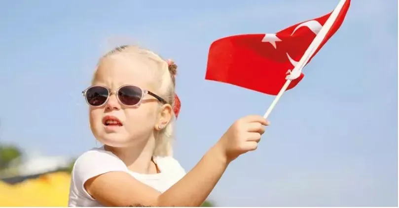 81 İLDEKİ BÜTÜN OKULLARDA İLK DERSİMİZ ‘CUMHURİYET’