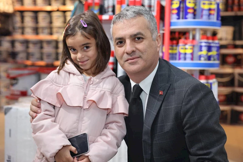 BAŞKANIMIZ KAŞÜSTÜ MAHALLEMİZDE VATANDAŞLARIMIZ VE ESNAFLARIMIZLA BİR ARAYA GELDİ