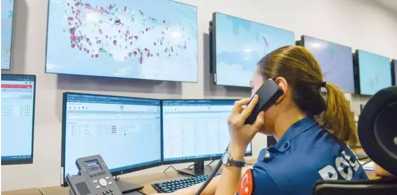 TACİZE ŞİDDETE KARŞI TEK TUŞ ‘KADES’.. TELEFONUNUZA MUTLAKA İNDİRİN