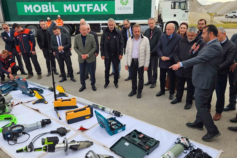 MERAM BELEDİYESİ ARAMA KURTARMA EKİBİ KURDU