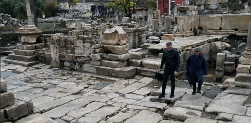 2.200 YILLIK ANTİK KENTİN ALTYAPISI 5 BÜYÜK DEPREME RAĞMEN SAPASAĞLAM