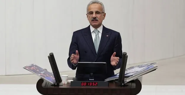 BAKAN URALOĞLU.. ’16 YAŞINDAN KÜÇÜKLERİ SOSYAL MEDYADAN KORUMALIYIZ’