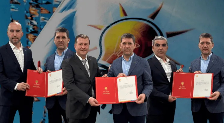 AK PARTİ ANTALYA’DA 3 İLÇENİN DAHA BAŞKANI BELLİ OLDU