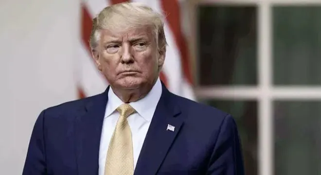 TRUMP.. ‘ÇOK MALİYETLİ, YAZ SAATİ UYGULAMASINI KALDIRMALIYIZ’