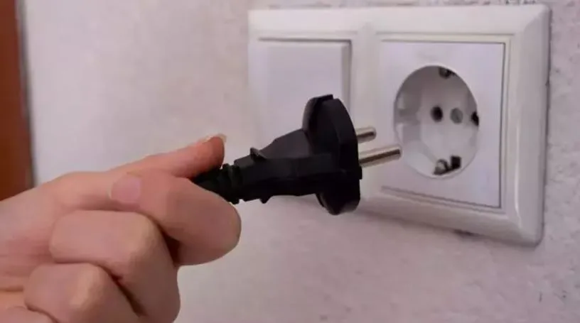 ELEKTRİK KESİNTİLERİ NEDENİYLE BOZULAN EŞYALARIN MALİYETİNİ KİM KARŞILAR?