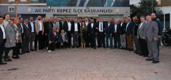 VEFALI BAŞLANGIÇ.. RIZA SÜMER ANNE-BABASININ DUASINI ALDI VE SAHAYA ÇIKTI